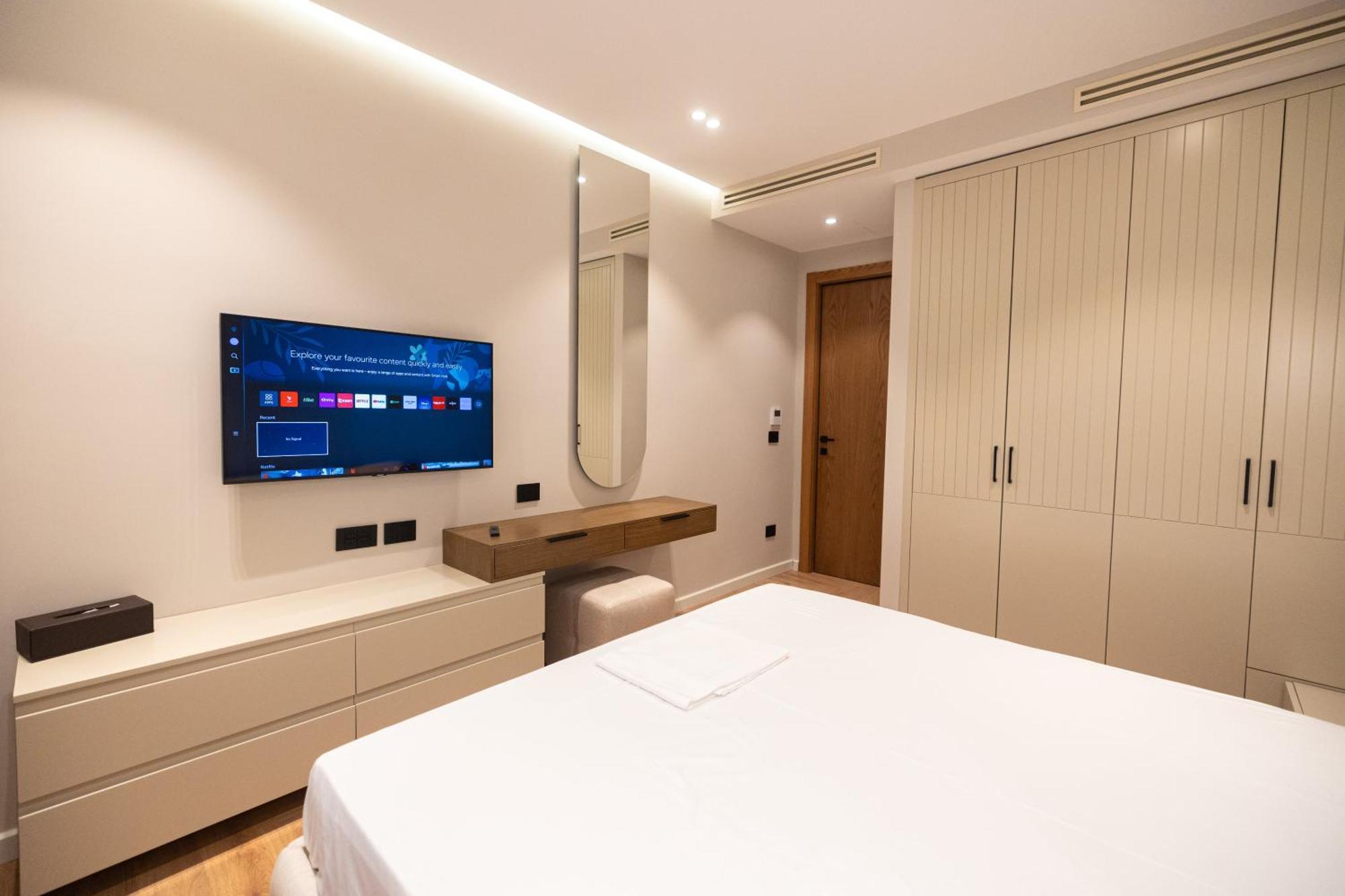 Diora'S Hotel And Apartments Vlorë 외부 사진